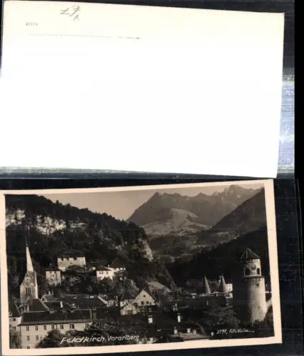 307787,Feldkirch Teilansicht Türme Burg Bergkulisse pub Foto Heim 2171