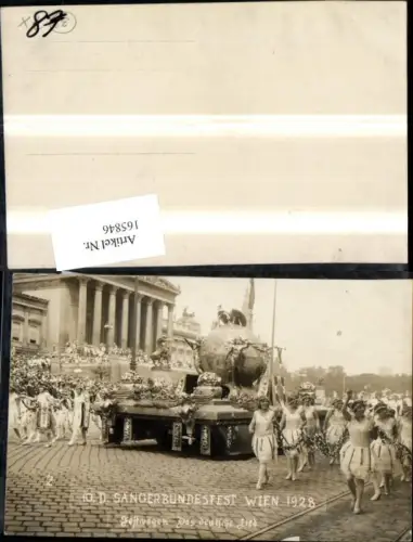 165846,Wien 1 Foto Ak 10 Dt Sängerbundfest Personen Fahnen Pferde Frauen Blumen Umzug 1928