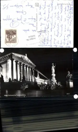 555514,Wien Innere Stadt Parlament bei Nacht