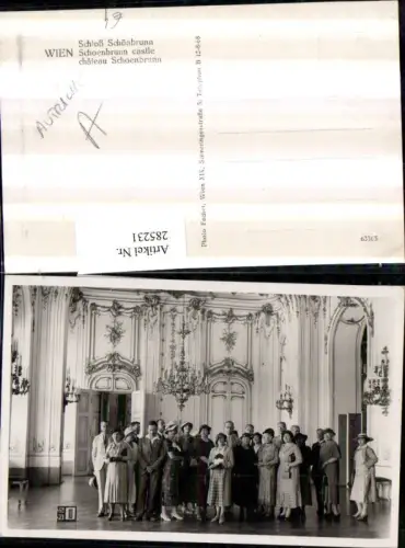 285231,Wien Hietzing Schloss Schönbrunn Gruppenfoto Innenansicht