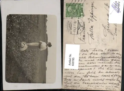 659785,tolle Foto-AK Scharovw Schiarovw Frau Wiese Scharow