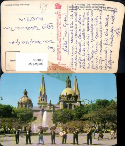 618792,Guadalajara Jal. Mexiko Mariachis Tipicos frente a la Catedral Volkstypen Musik