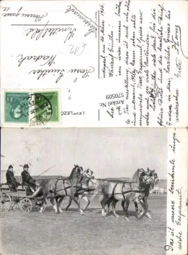 570509,Kutsche Uniform Tracht Budapest Hungary