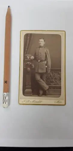 595034,Fotografie CDV Foto Atelier F.B. Maroldt Metz Soldat Uniform Dolch