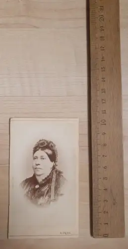 Fotografie A. Pech Budweis Budejovice Frau Tracht