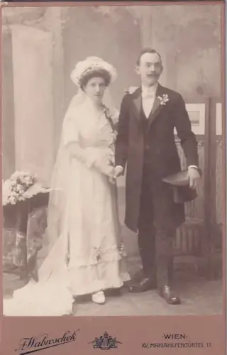 Fotografie Atelier Arpad Wabroschek Wien Rudolfsheim Fünfhaus Braut Hochzeitsfoto Hochzeit