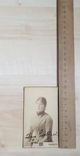 Fotografie W. Sonntag Kremsier Kromeriz Frau Bluse Tschechien