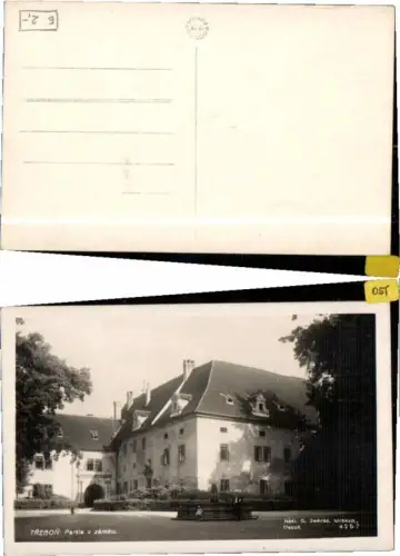 71126,Trebon Partie v zamku 1930