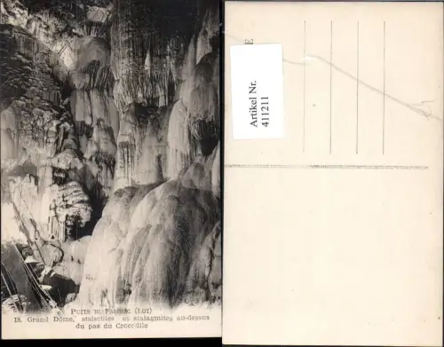 411211,Höhle Grotte Puits de Padirac Lot Grand Dome stalactites et stalagmites au dessus