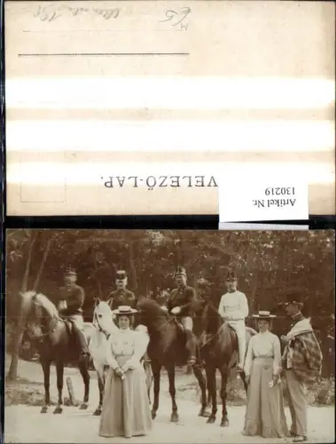 130219,Foto Ak Tiere Pferde Reiter i. Uniform Soldaten Frauen