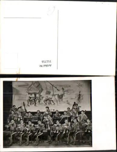 711716 Gruppenbild Musik Kinder Uniform Volkstypen Hungary
