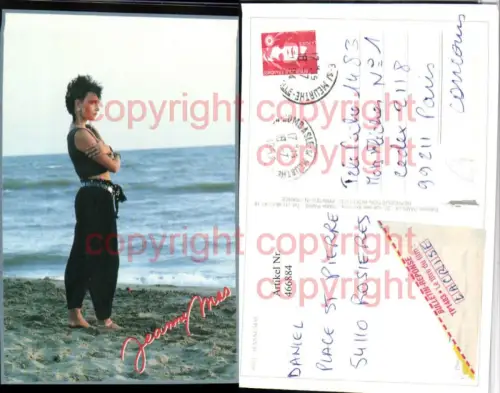 466884,Musikerin Sängerin Jeanne Mas Strand Meer