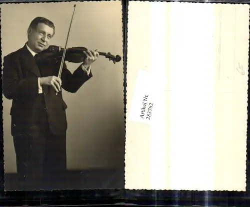 283762,Foto Ak Mann i. Anzug spielt Geige Instrument Musik