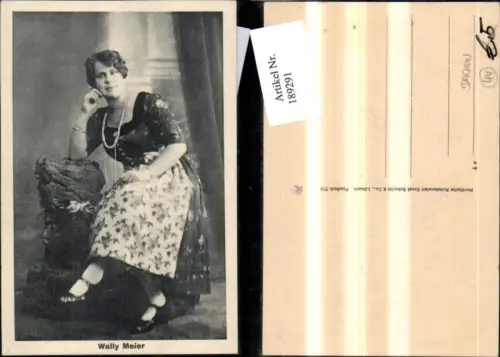 189291,Wally Mirzl Maier Frau i. Tracht Dirndl