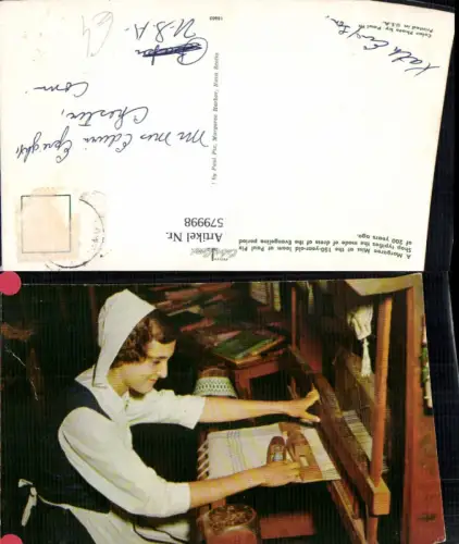 579998,A Margaree Miss at the 150 year old loom Webstuhl Heimarbeit Hausarbeit