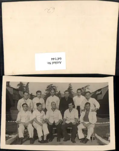 647144,Gruppenbild Männer Weiße Anzüge Arbeitskleidung Berufe