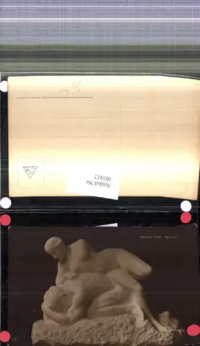 303412,Künstler Ak Eberhard Ernst Die Last Nacktes Paar Skulptur Erotik