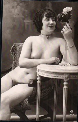 530192,REPRO Erotik Akt Nude sexy Frau Risque Aktfoto Dessous