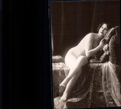 530236,REPRO Erotik Akt Nude sexy Frau Risque Aktfoto Dessous