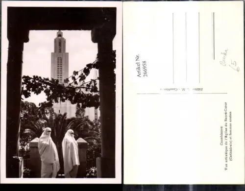 266958,Foto Ak Volkstypen Frauen i. Burka Casablanca Sacre Coeur Cathedrale Kirche