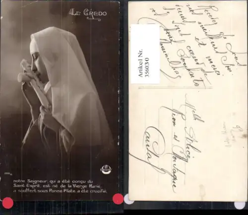356030,Foto Ak Nonne küsst Kreuz Rotes Kreuz Religion