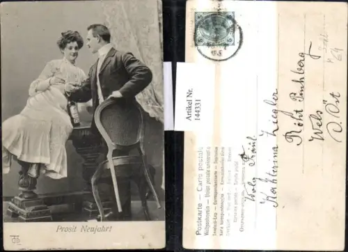 144331,Frau Mann m. Flasche Sekt Wein Prosit Neujahr