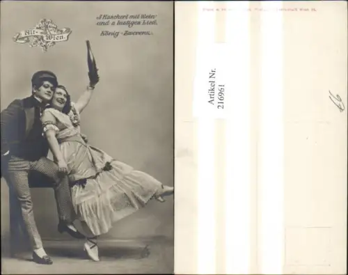 216961,Alt Wien Paar m. Weinflasche Wein A Flascherl m. Wein u. a. lustiges Lied König Zwerenz