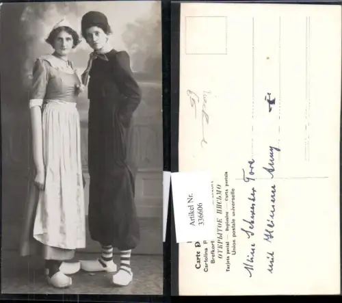 336606,Foto Ak Frauen Tracht Niederlande Holzschuhe