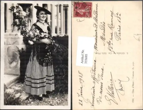355695,Trachten Frankreich Cote d Azur Costume du pays Frau Hut Blumenstrauß