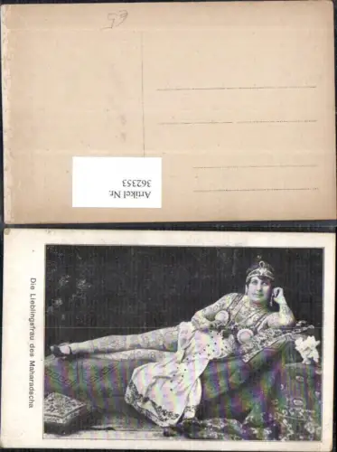 362353,Volkstypen Die Lieblingsfrau des Maharadscha Indien Frau Schmuck Krone