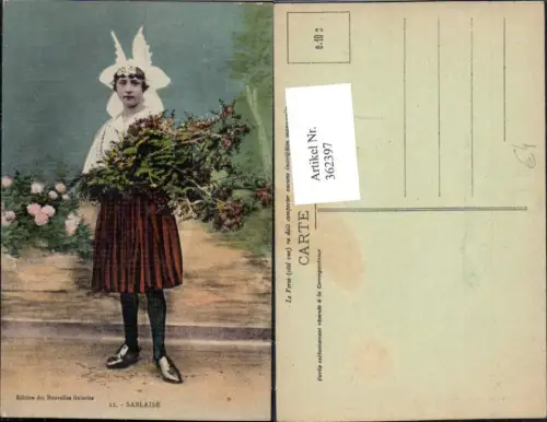 362397,Sablaise Frau Kopftuch Strauß Zweige Trachten Frankreich