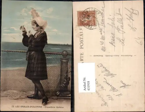 431918,Frau Les Sables d Olonne Coquetterie Sablaise Kopfbedeckung Trachten Frankreich