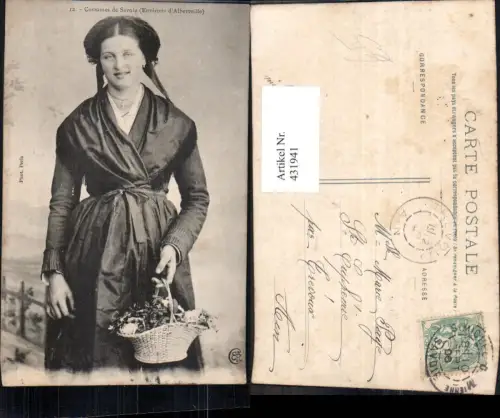 431941,Frau Costume de Savoie Environs d Albertville Korb Blumen Trachten Frankreich