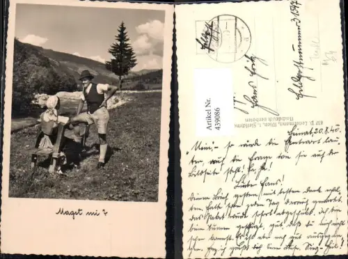439086,Foto Ak Paar Bank Landschaft Trachten Österreich Magst mi