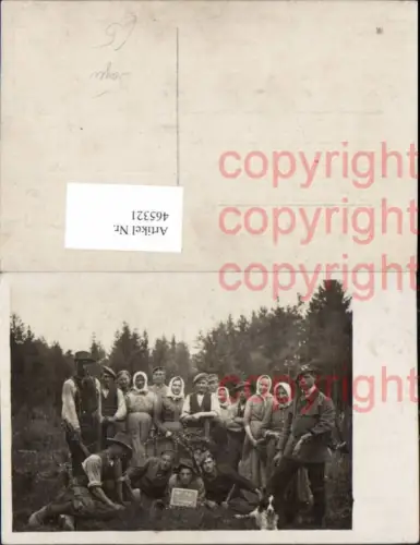 465321,Foto Ak Jagd Jäger m. Frauen Hund Gruppenbild