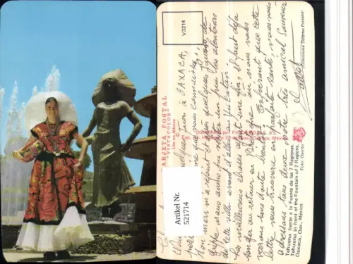 521714,Mexico Oaxaca Tehuana in front of the Fountain of 7 Regions Volkstyp