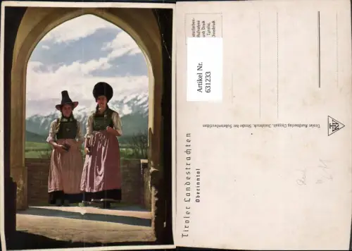 631233,Zirl Tracht Tiroler Landestrachten Oberinntal Frauen Ansicht d. Torbogen