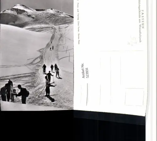 523931,Parsenn Abfahrtsgelände Skifahrer Bergkulisse Winterbild