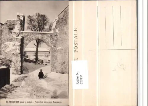 523933,Perouges sous la neige Porte des Remparts Sport Rodel Schlitten