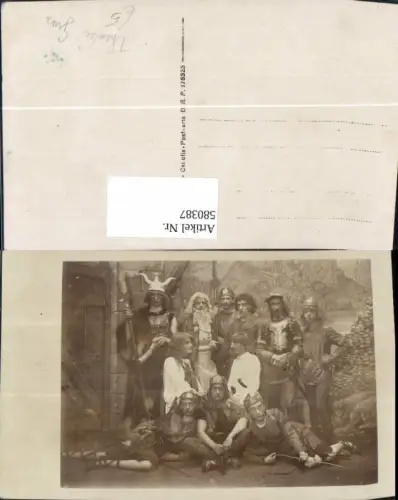 580387,Graz Gruppenbild Schauspieler Kostüme Theaterszene Theater