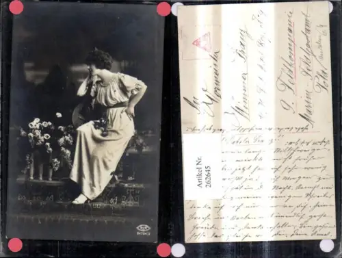 262645,Frau m. Mandoline Blumen Theater Musik