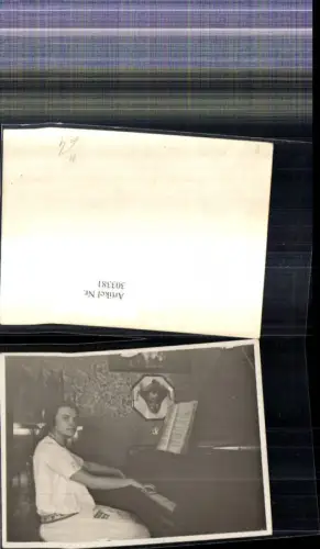 303381,Foto Ak Frau spielt Klavier Theater Musik