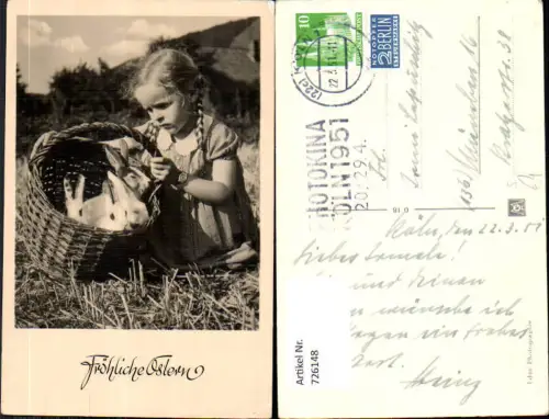 726148 Foto AK Ostern Mädchen mit Hasen in Korb Stempel Photokina Köln 1951