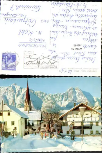 723523 Seefeld Dorfstraße gegen Wettersteingebirge Seefeld in Tirol Innsbruck-Land