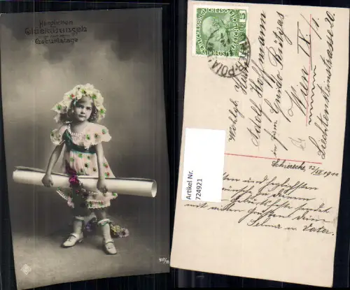 724921 Geburtstag Mädchen mit Papierrolle Blumen