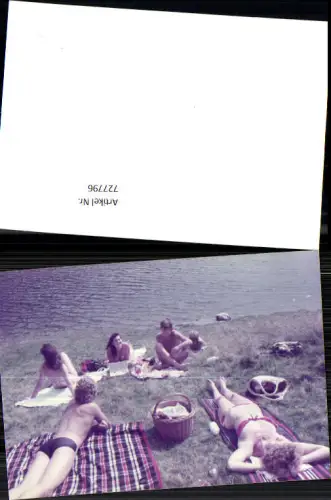 727796 Original Foto Junge Frauen u. Männer Badeufer Strandleben Mode Bikini Erotik