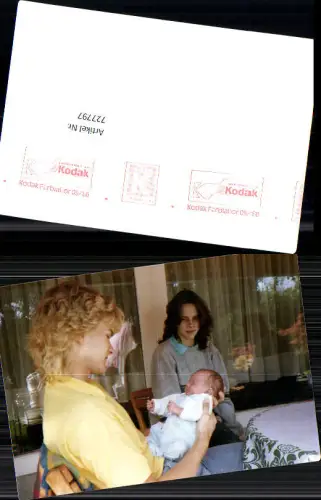 727797 Original Foto Vater Mutter mit Kind Familie Baby Kleinkind Menschen