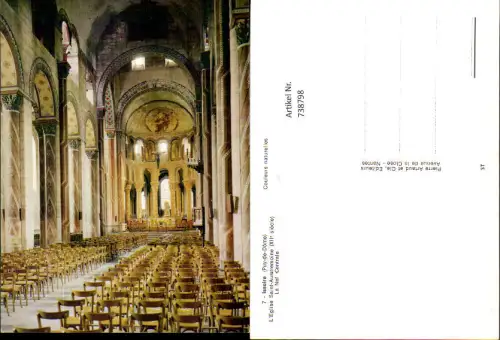 738798 Issoire Puy-de-Dome L Eglise Saint-Austremoine La Nef Centrale Kirche Inneres France