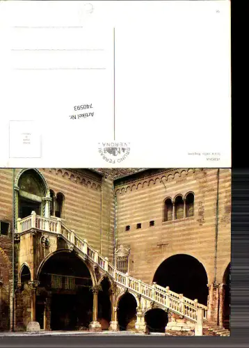 740593 Verona Stiege