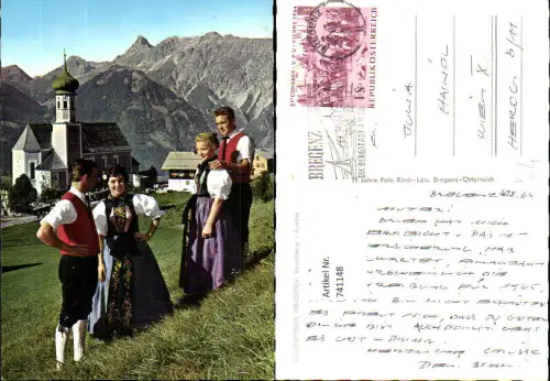 741148 Bartholomäberg Paare in Montafoner Tracht vor Kirche pub Risch-Lau F 16506 A